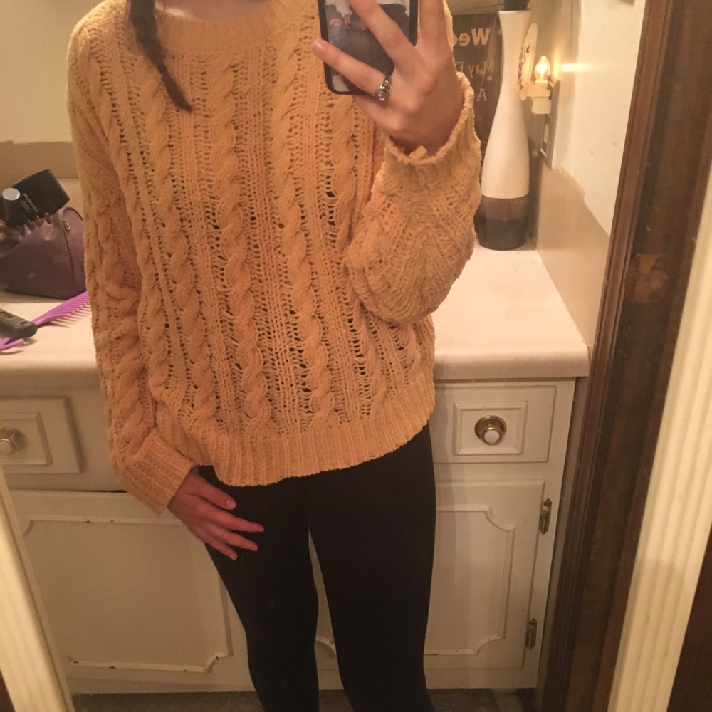 Yellow sweater